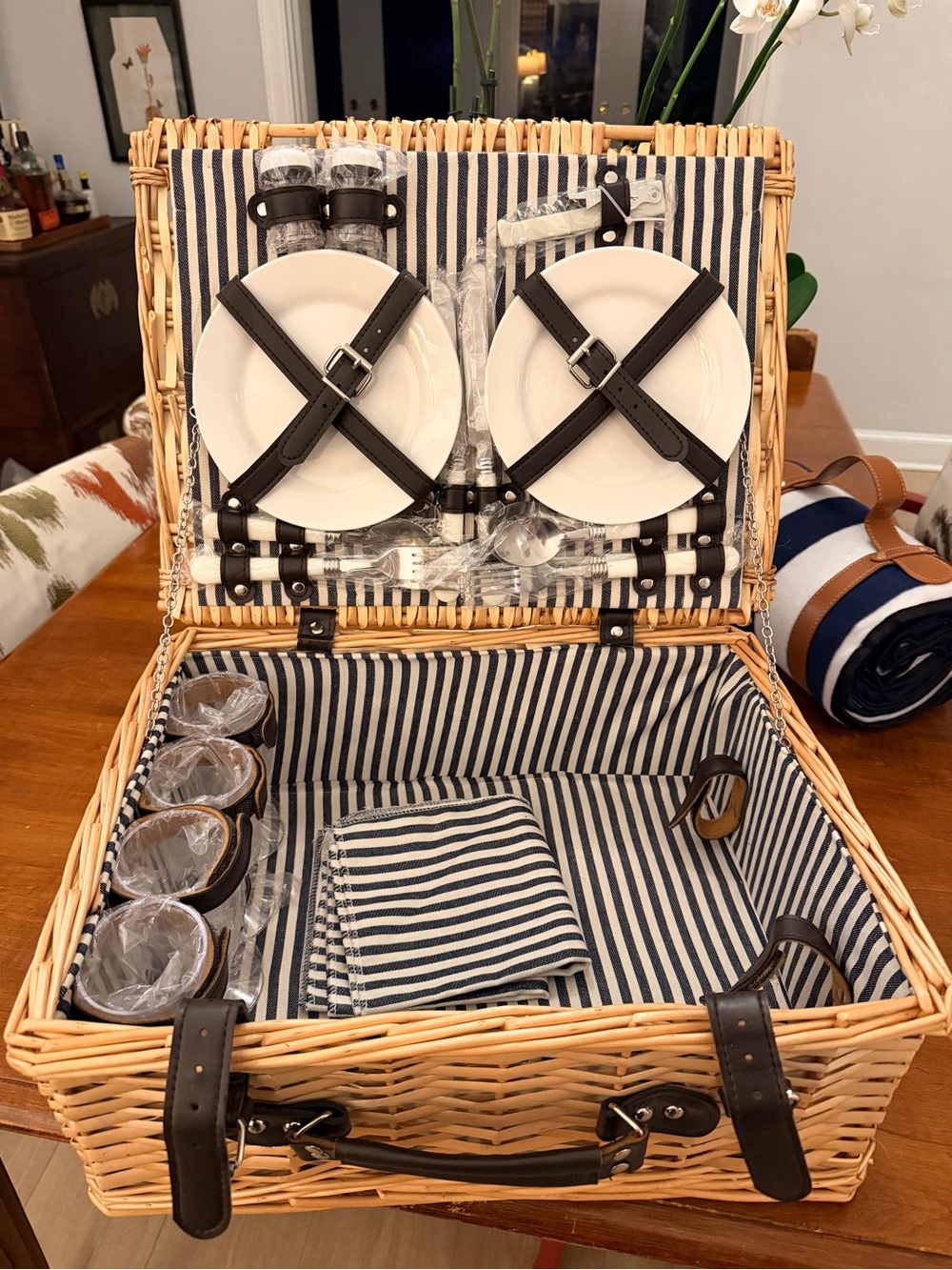 Classic Wicker Picnic Basket Set with Navy Stripe Lining